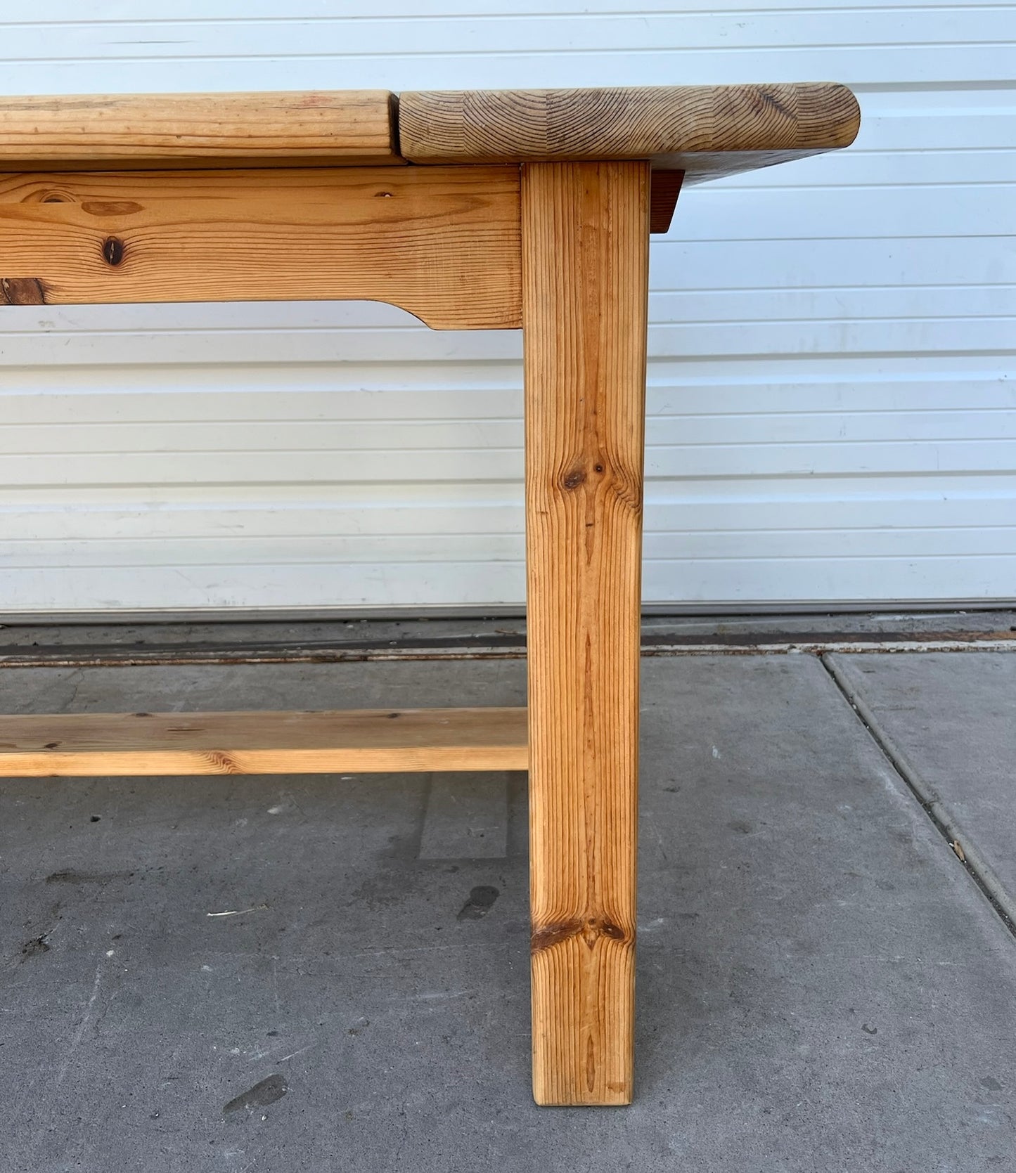 Rectangular Danish Pine Dining Table with 2 Leaves