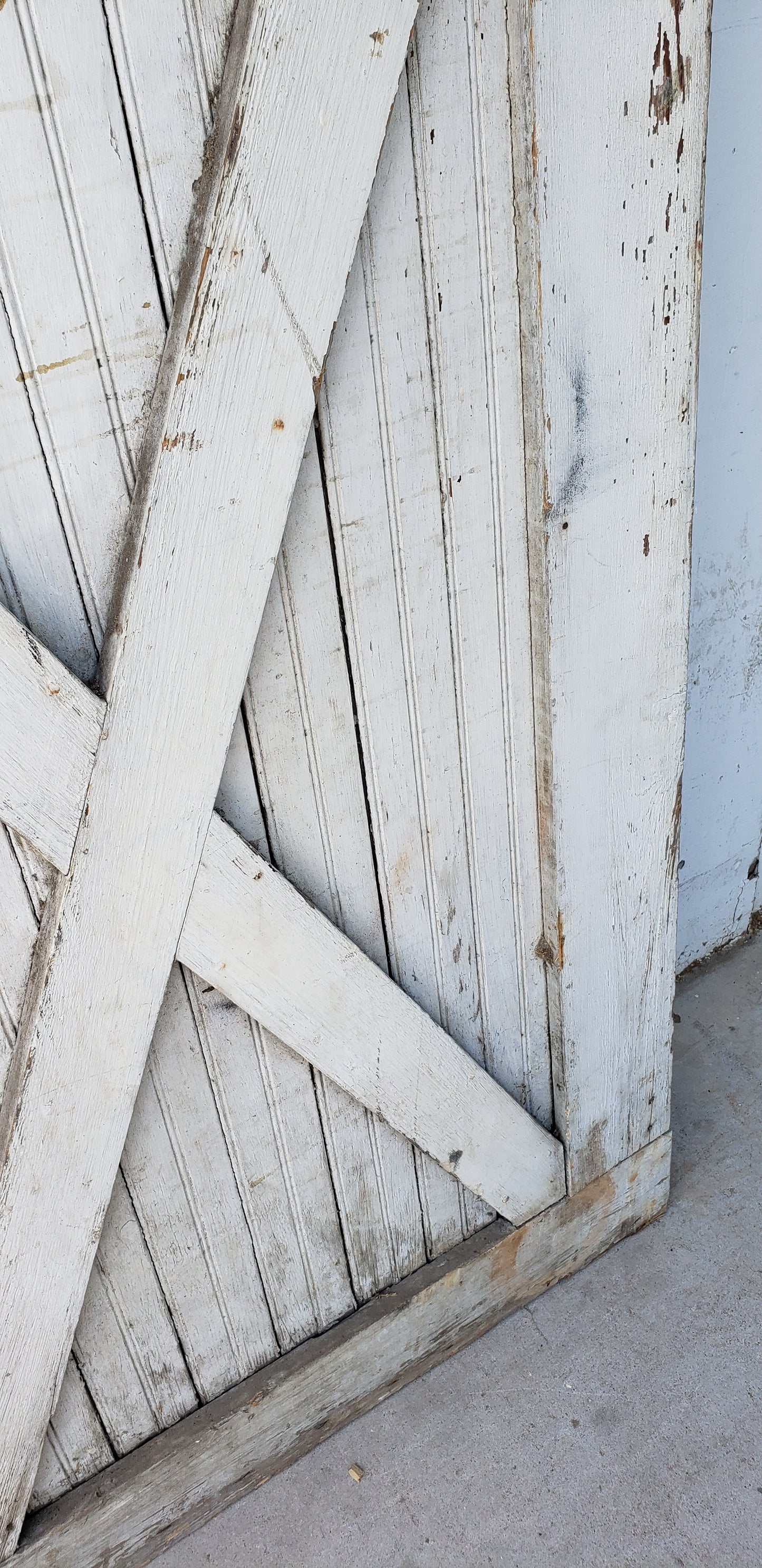 Single 2 Panel White Antique Barn Door