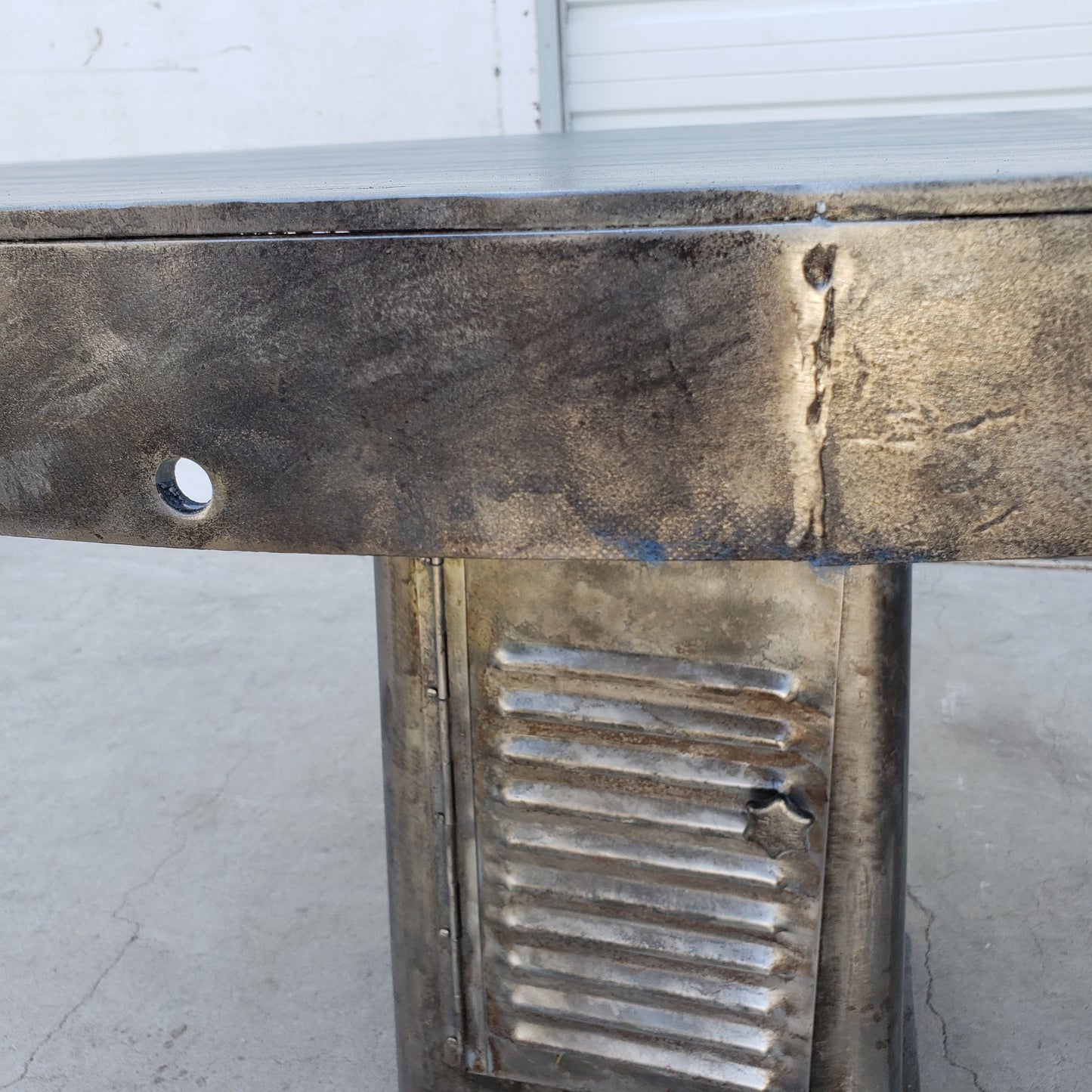 Industrial Machinery Pedestal Base Steel Top Table