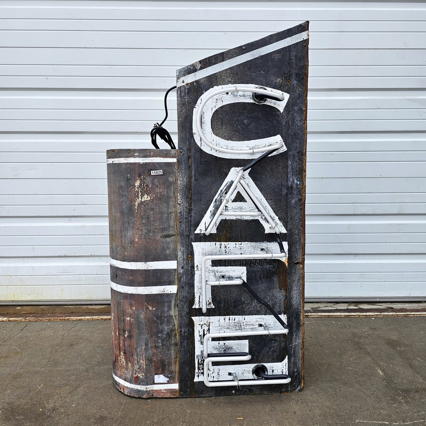 Double-Sided Neon Cafe Sign (Works)