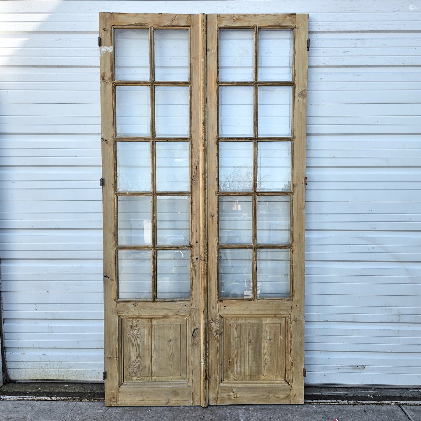 Pair of Wood French Doors w/20 Lites