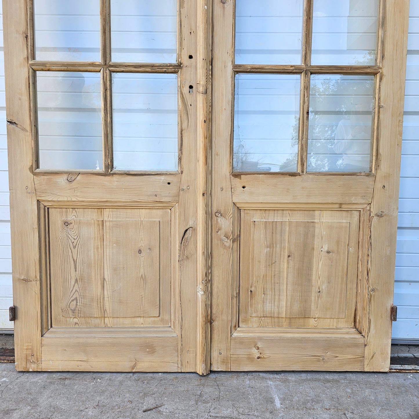 Pair of Wood French Doors w/20 Lites