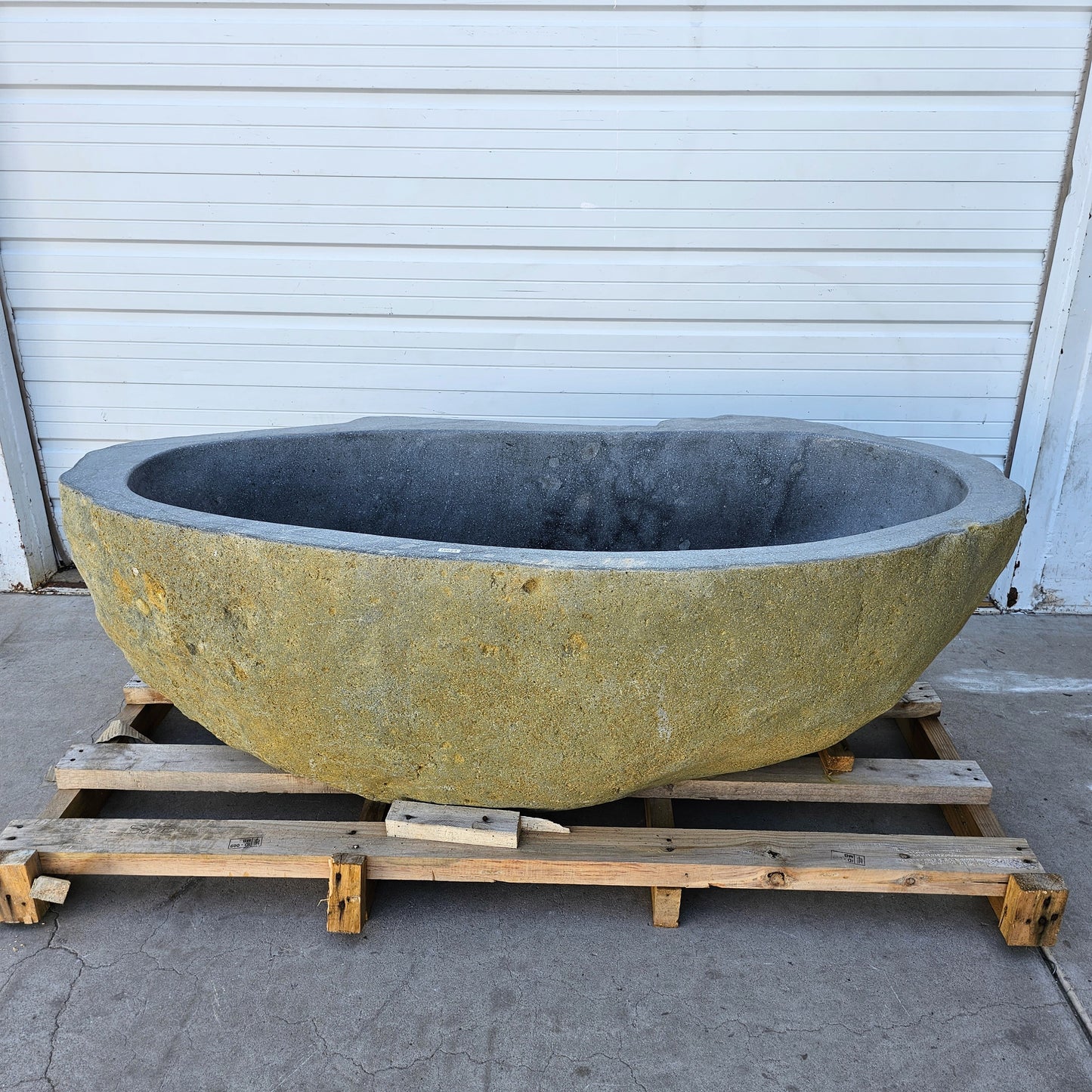 Stone Bath Tub