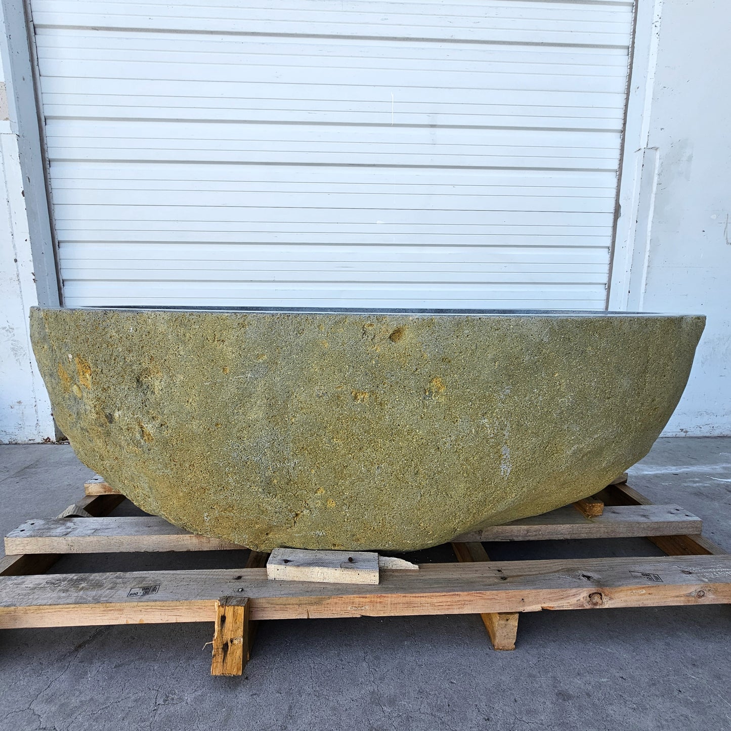 Stone Bath Tub