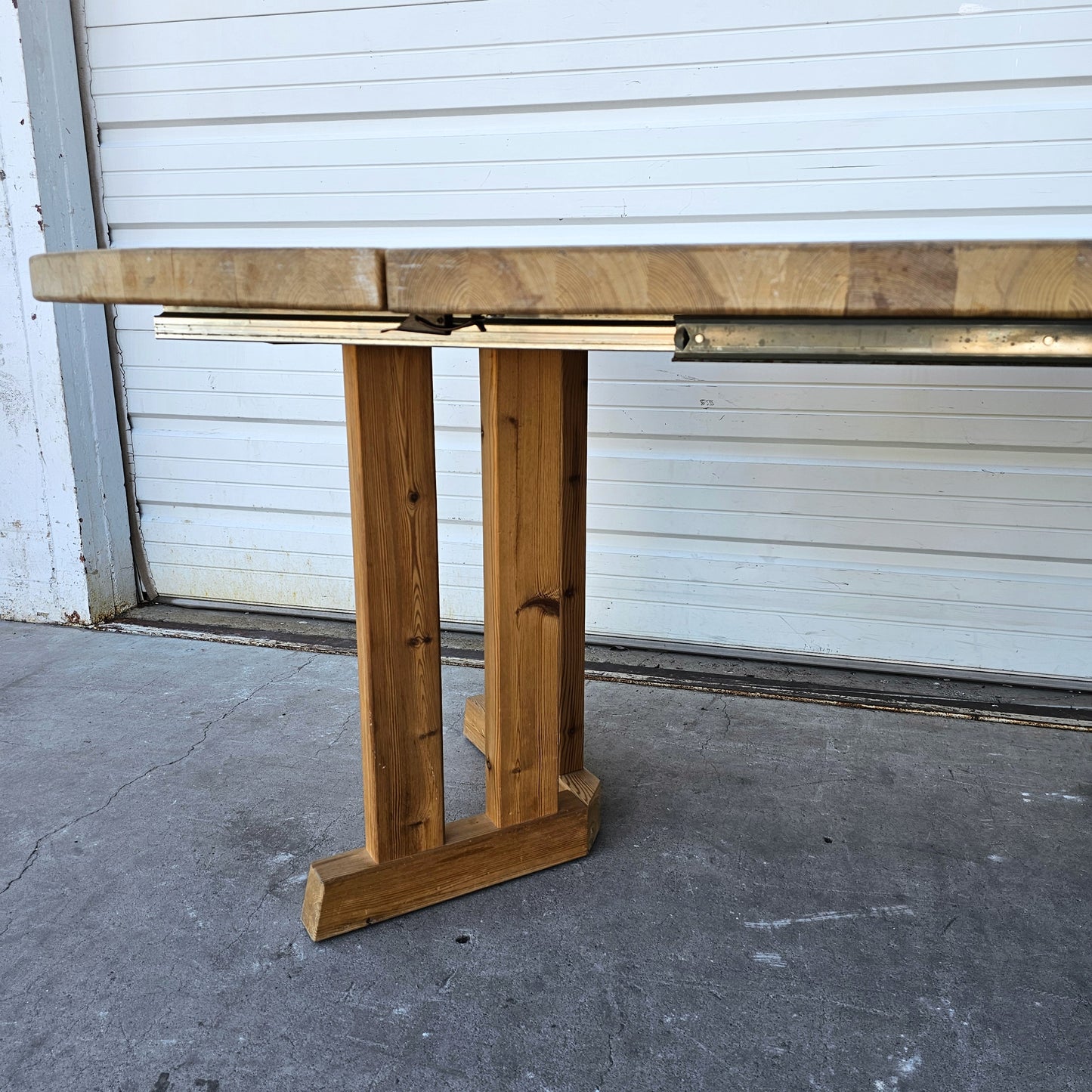 Heavy Danish Pine Dining Table w/2 Leaves
