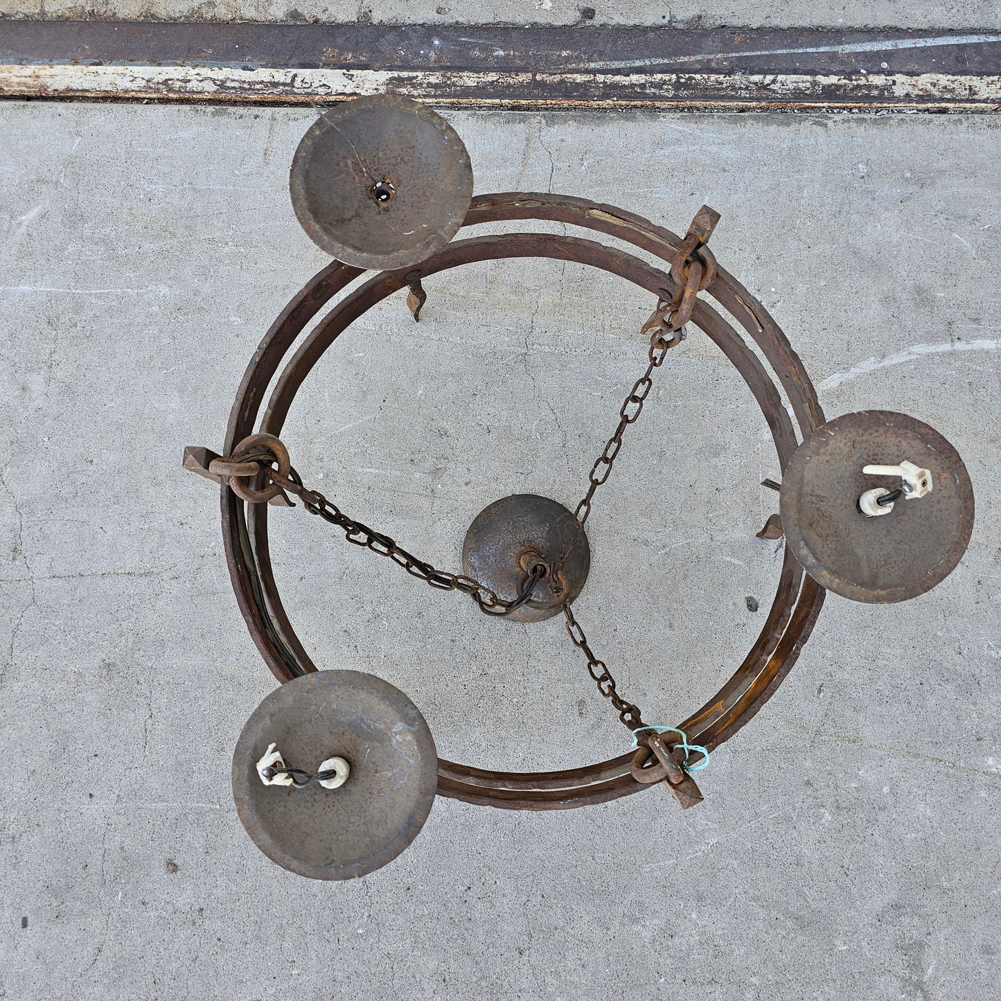 French Double Band Iron Light Pendant