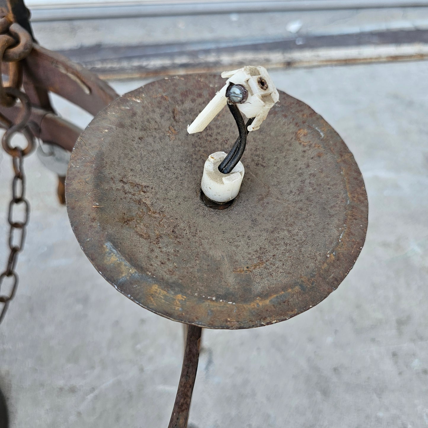French Double Band Iron Light Pendant