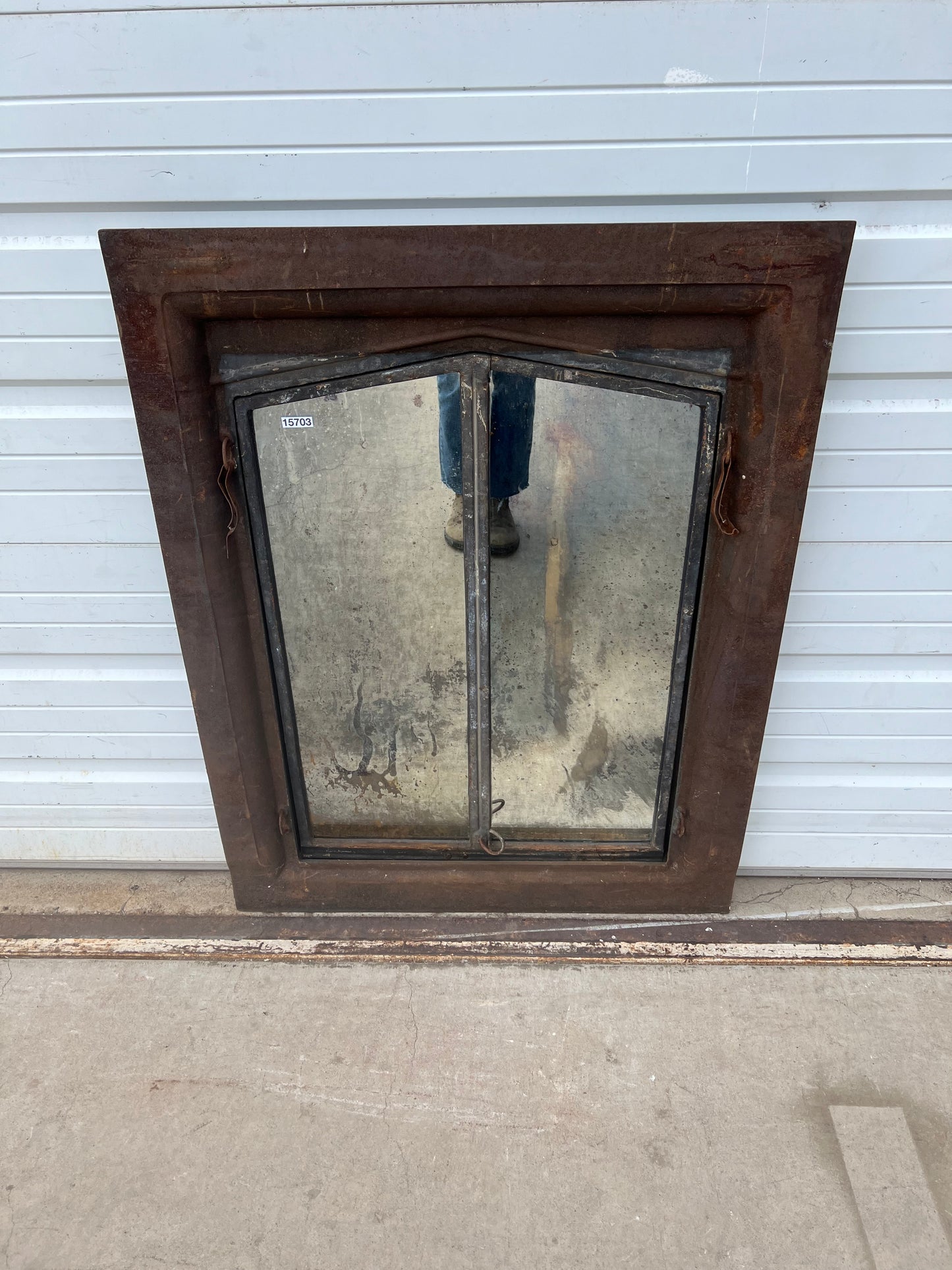 Rectangular Iron Mirrored 2 Pane Window