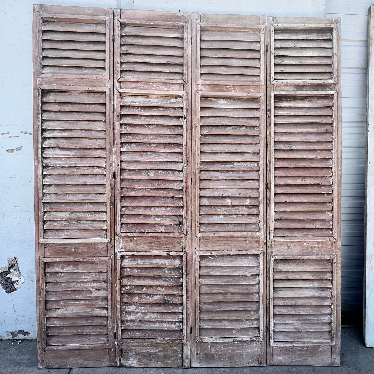4 Panel Repurposed Shutter Screen