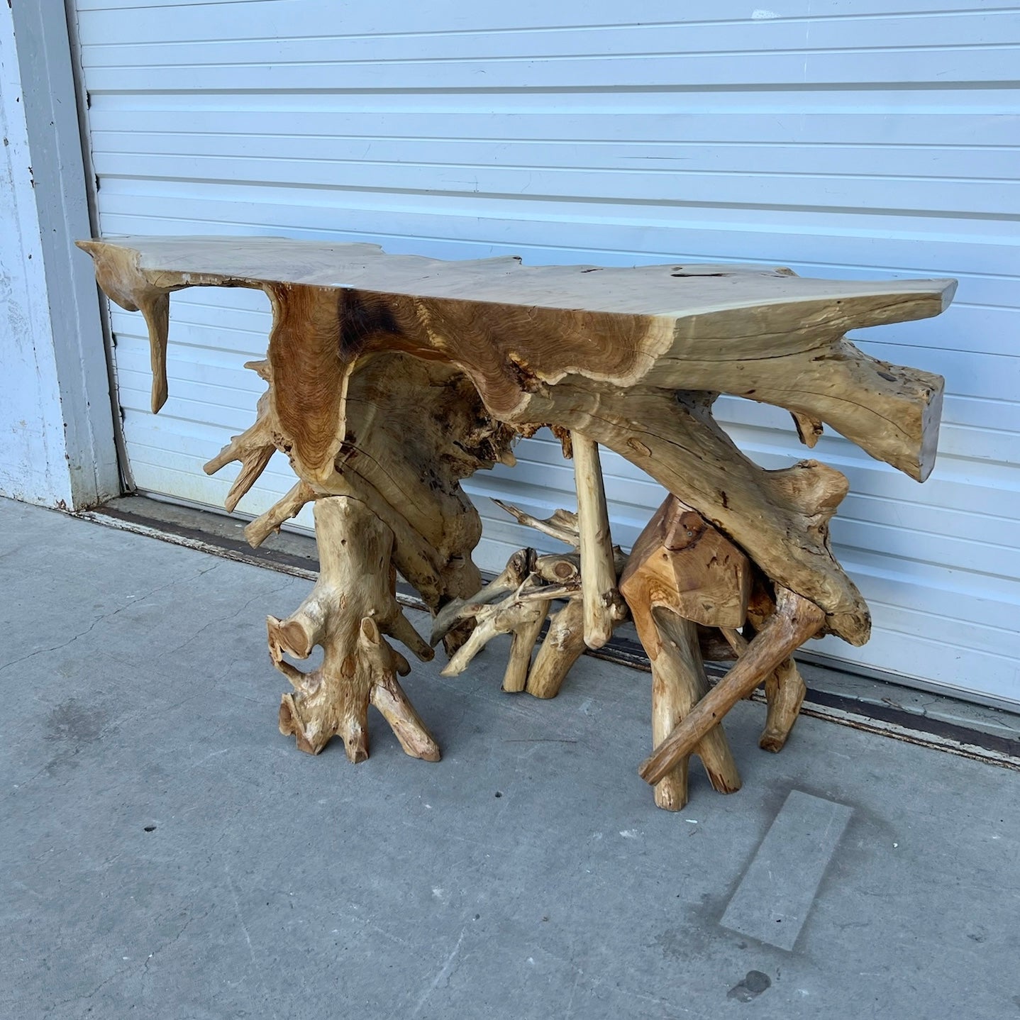 Root Console Table