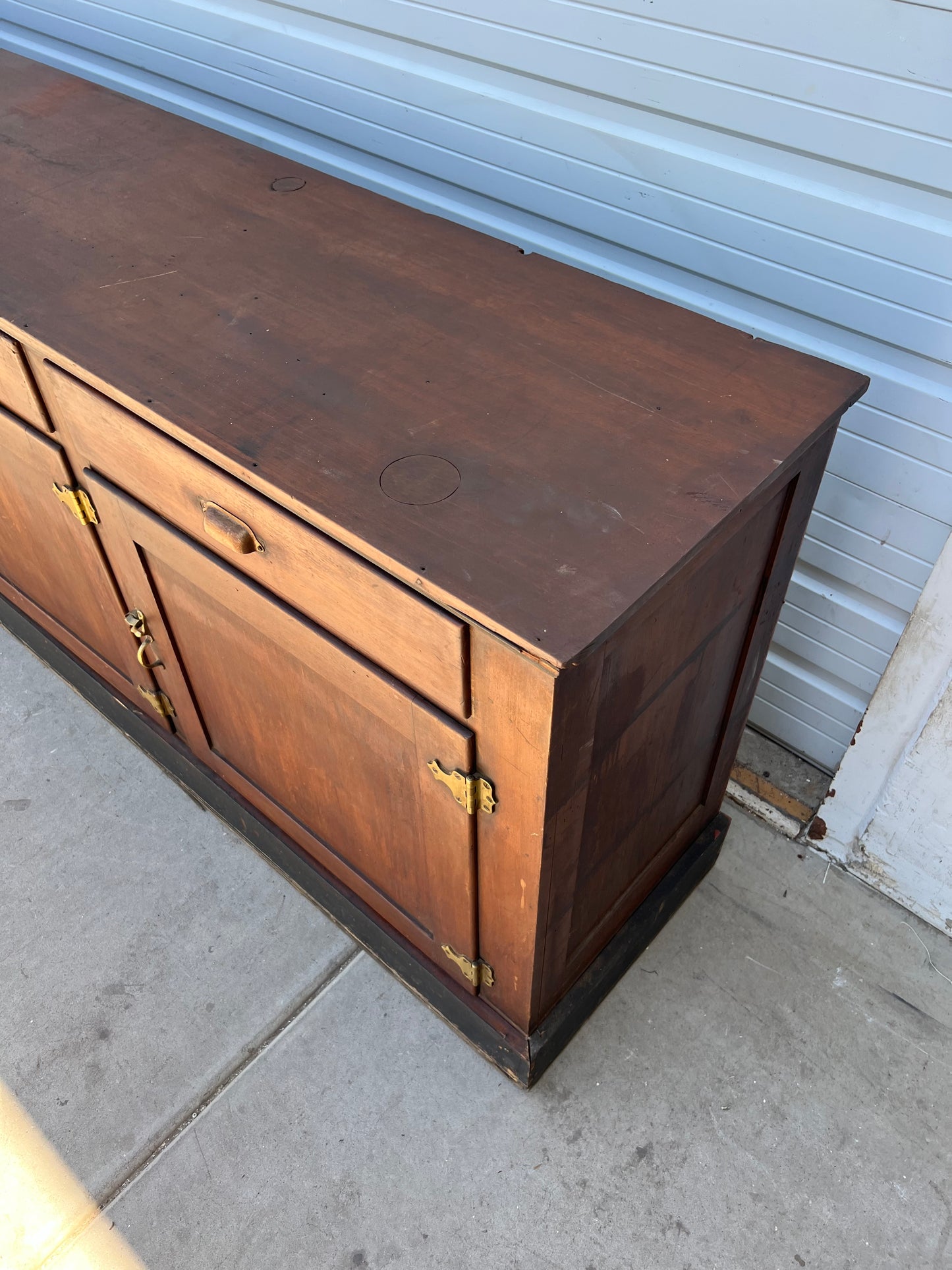General Store Humidor Counter/Cabinet