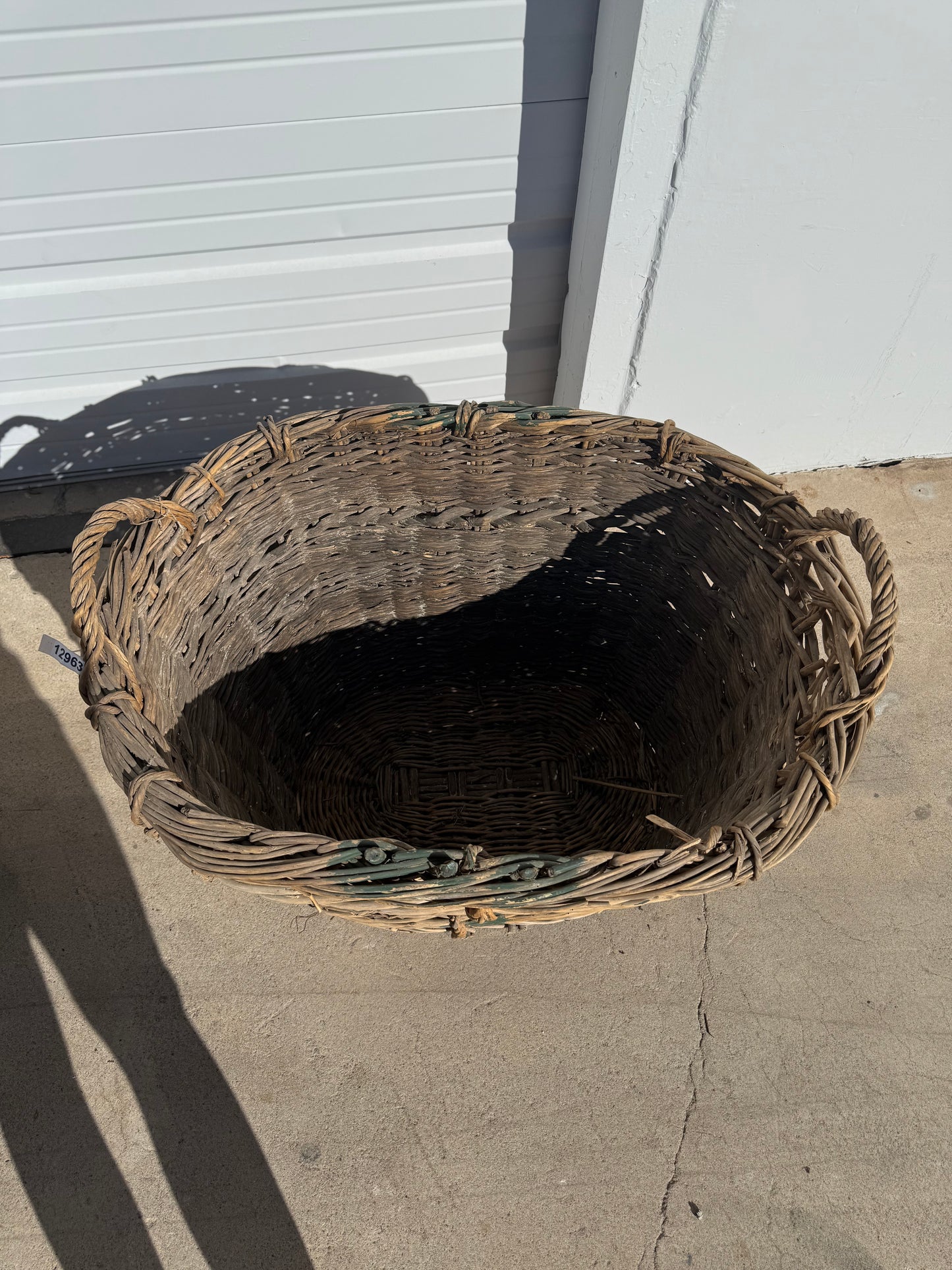 Large French Champagne Basket from Saint-Coulomb, France