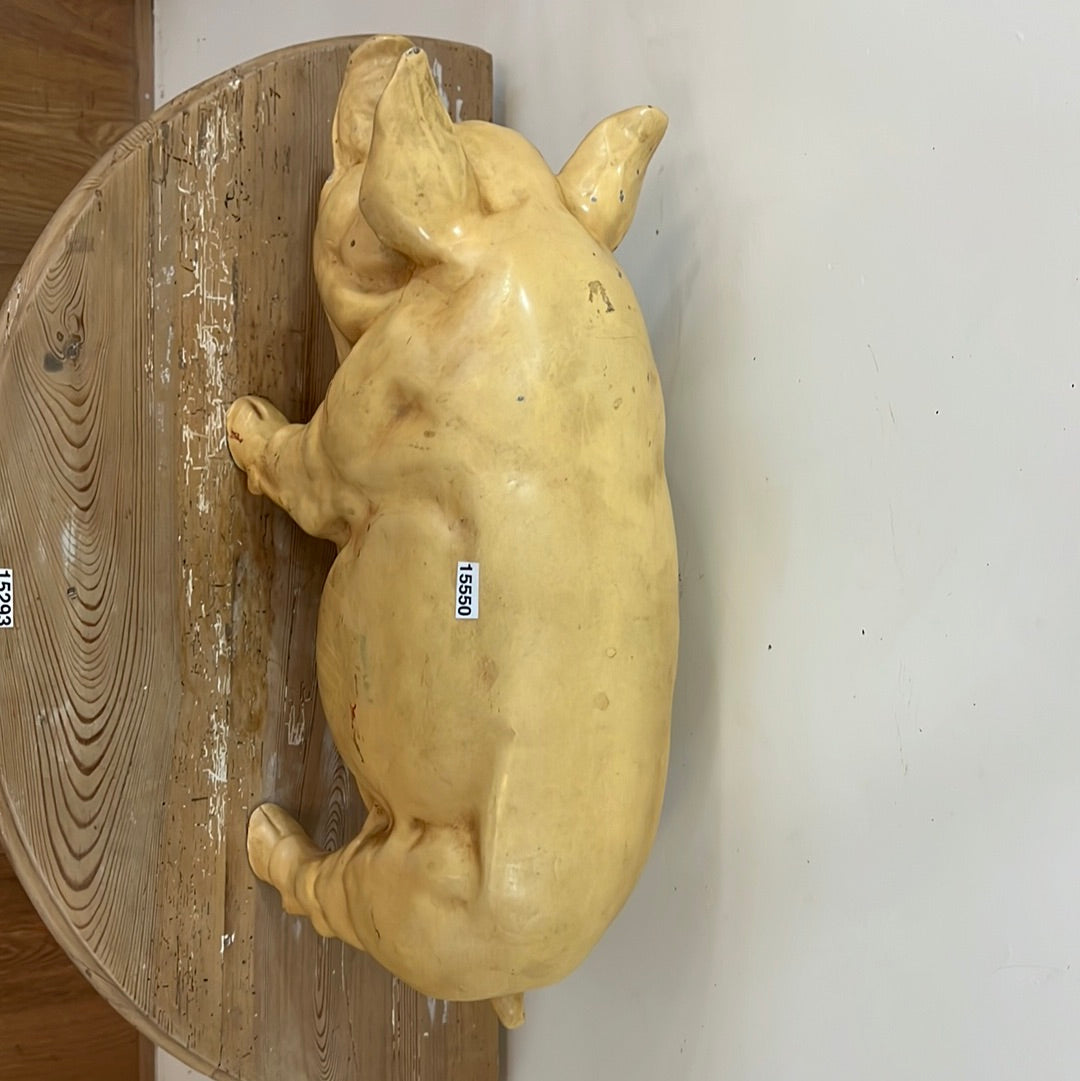 Resin pig