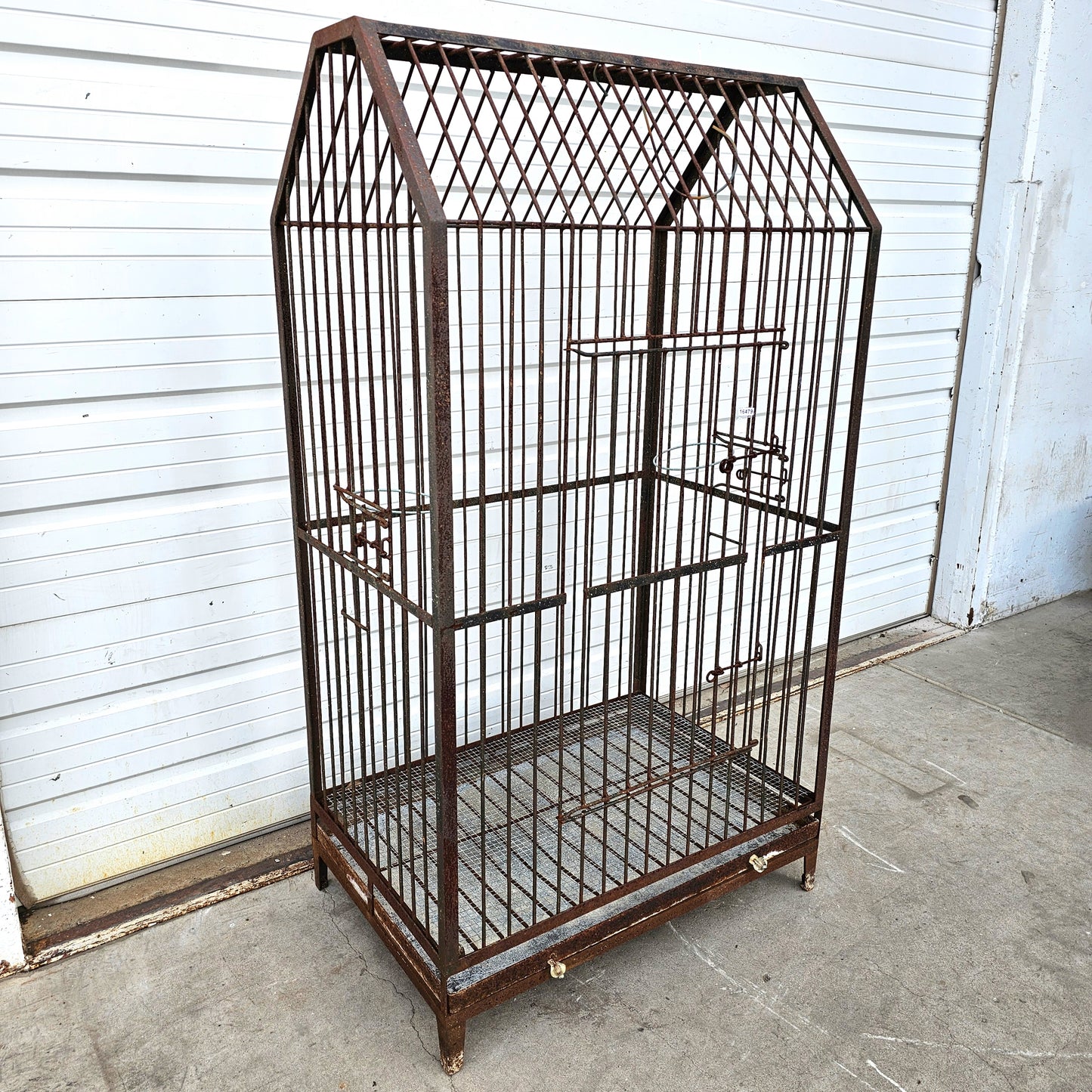 Large Iron Parrot Cage