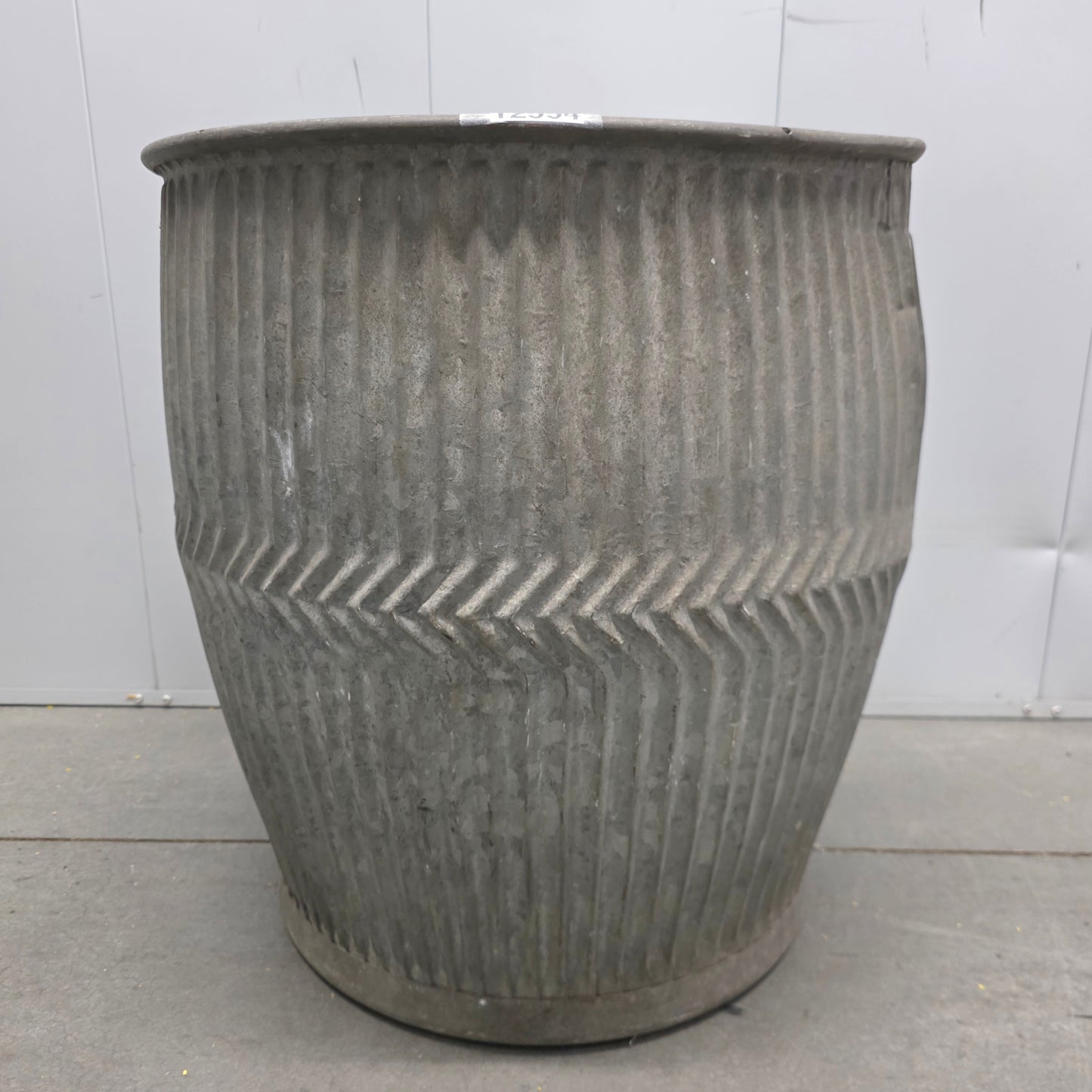 English Ribbed Dolly Tub