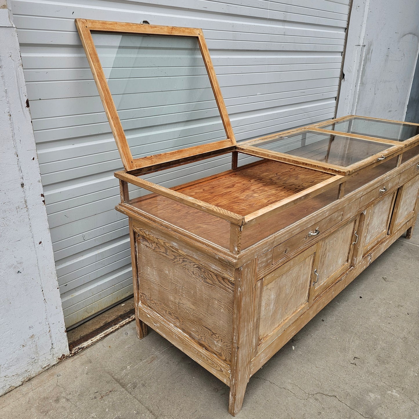 French Retail Display Case