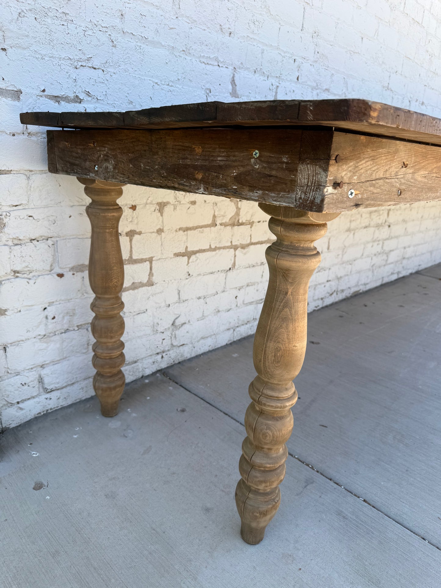 Pine Turned Leg Farm Dining Table