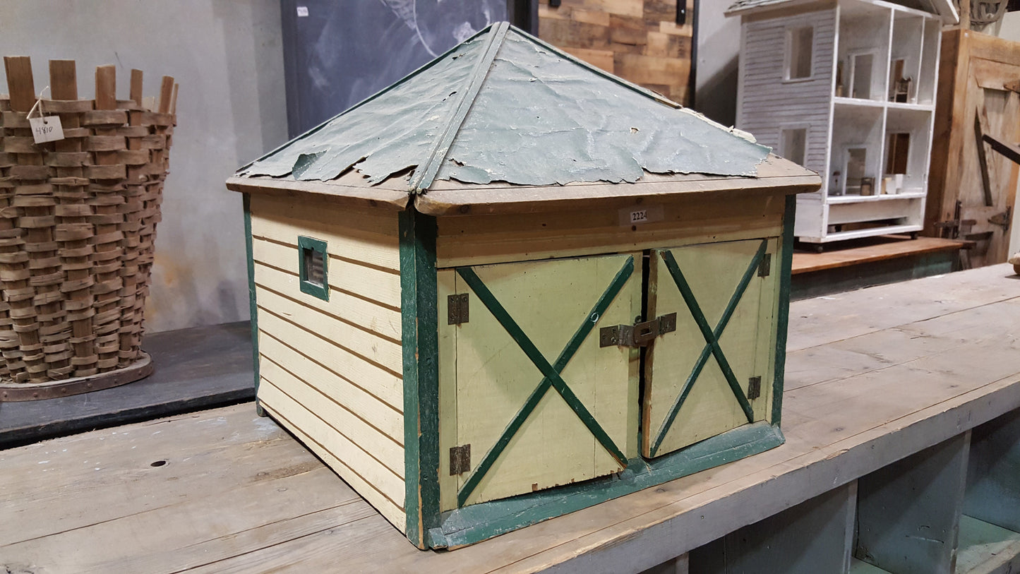 Decorative Architectural Garage/Carriage House Model