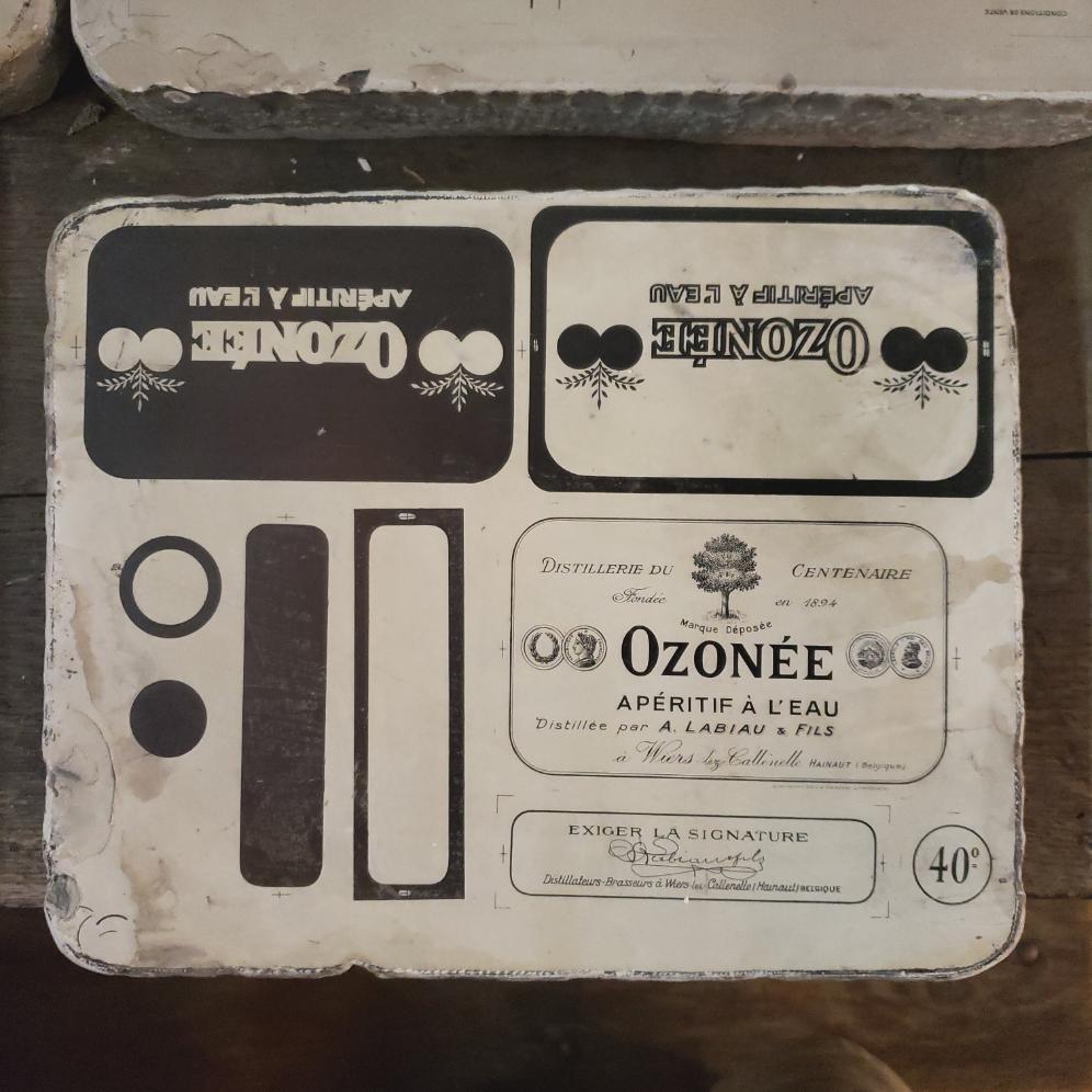 Litho Stone "Ozonée Apértif L'eau"