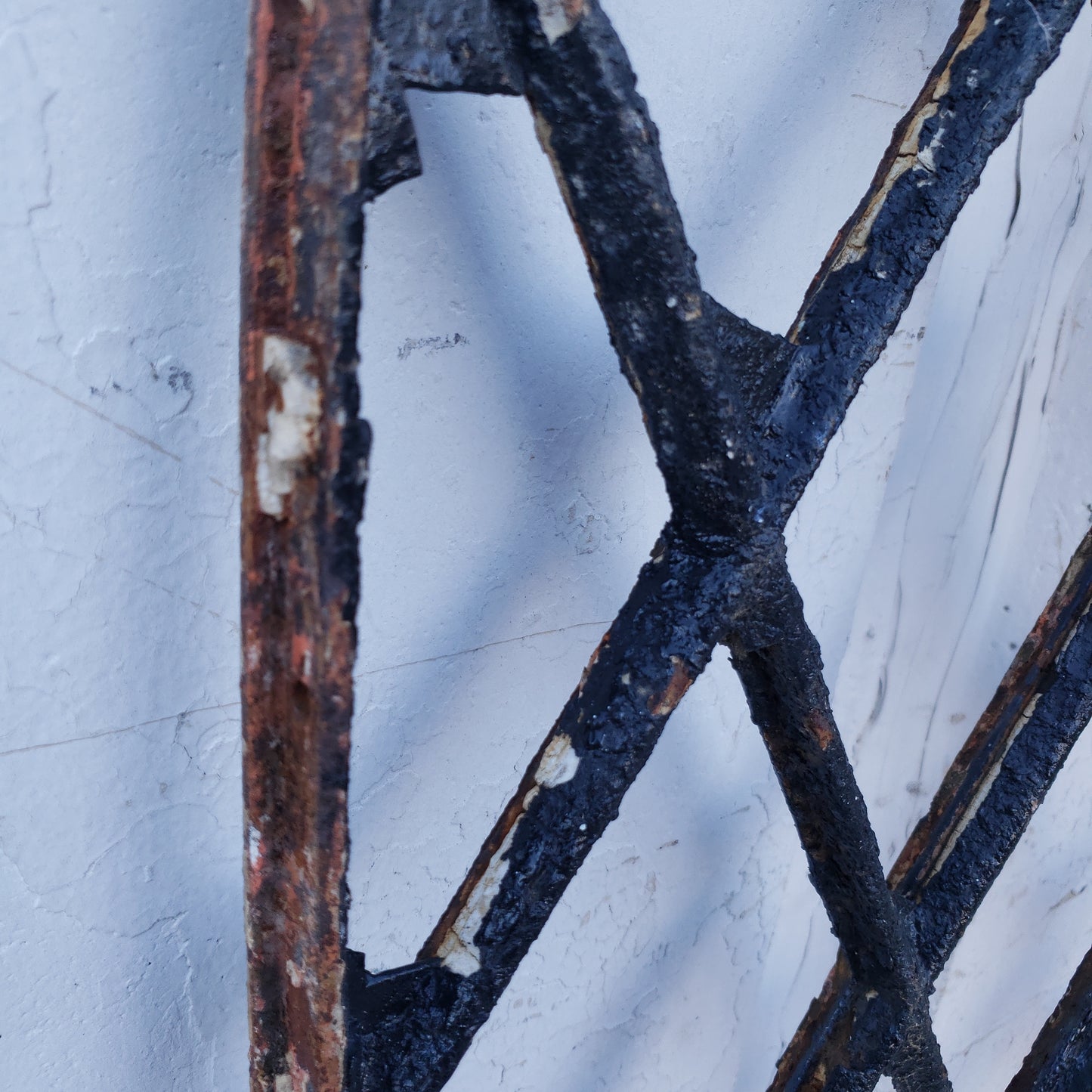 Gothic Iron Window Frame (no glass)