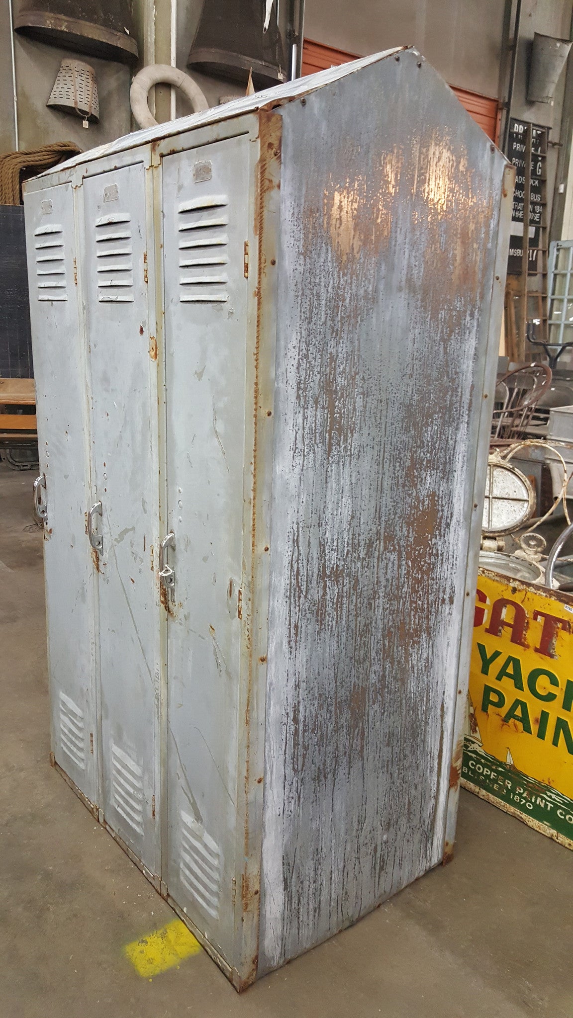 Set of 6 Double-Sided Gray Lockers