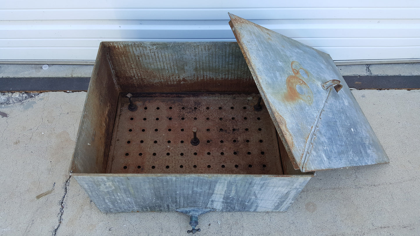 Galvanized Zinc Container with Lid and Dispenser