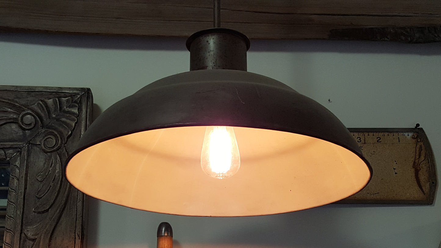 Industrial Black Metal Factory Pendant Light