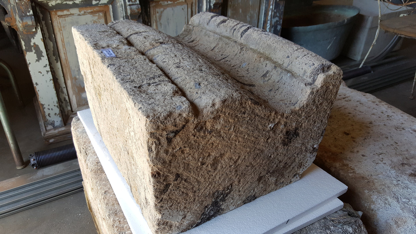Salvaged Small Cantera Stone