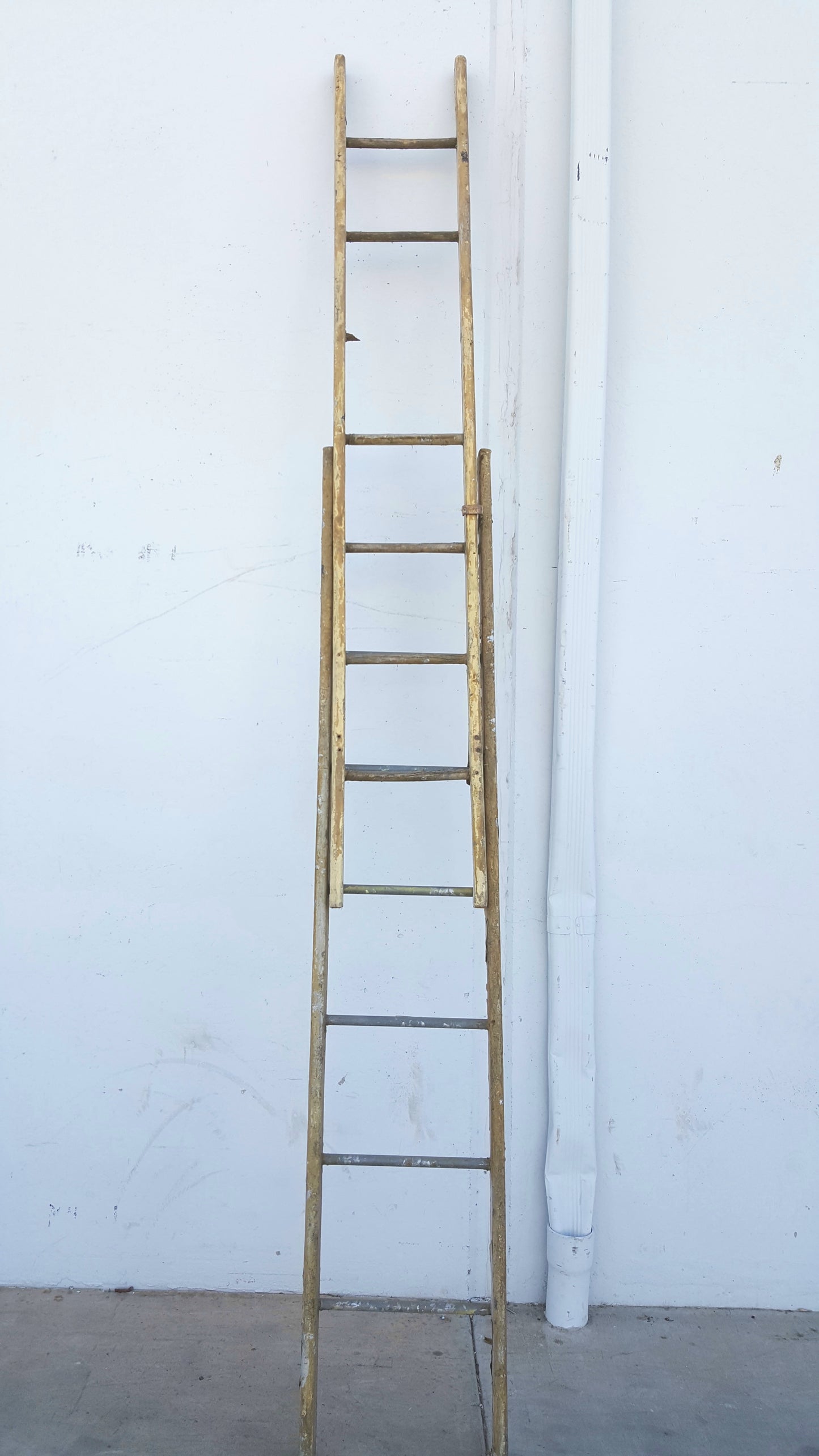 Wooden Extension Ladder