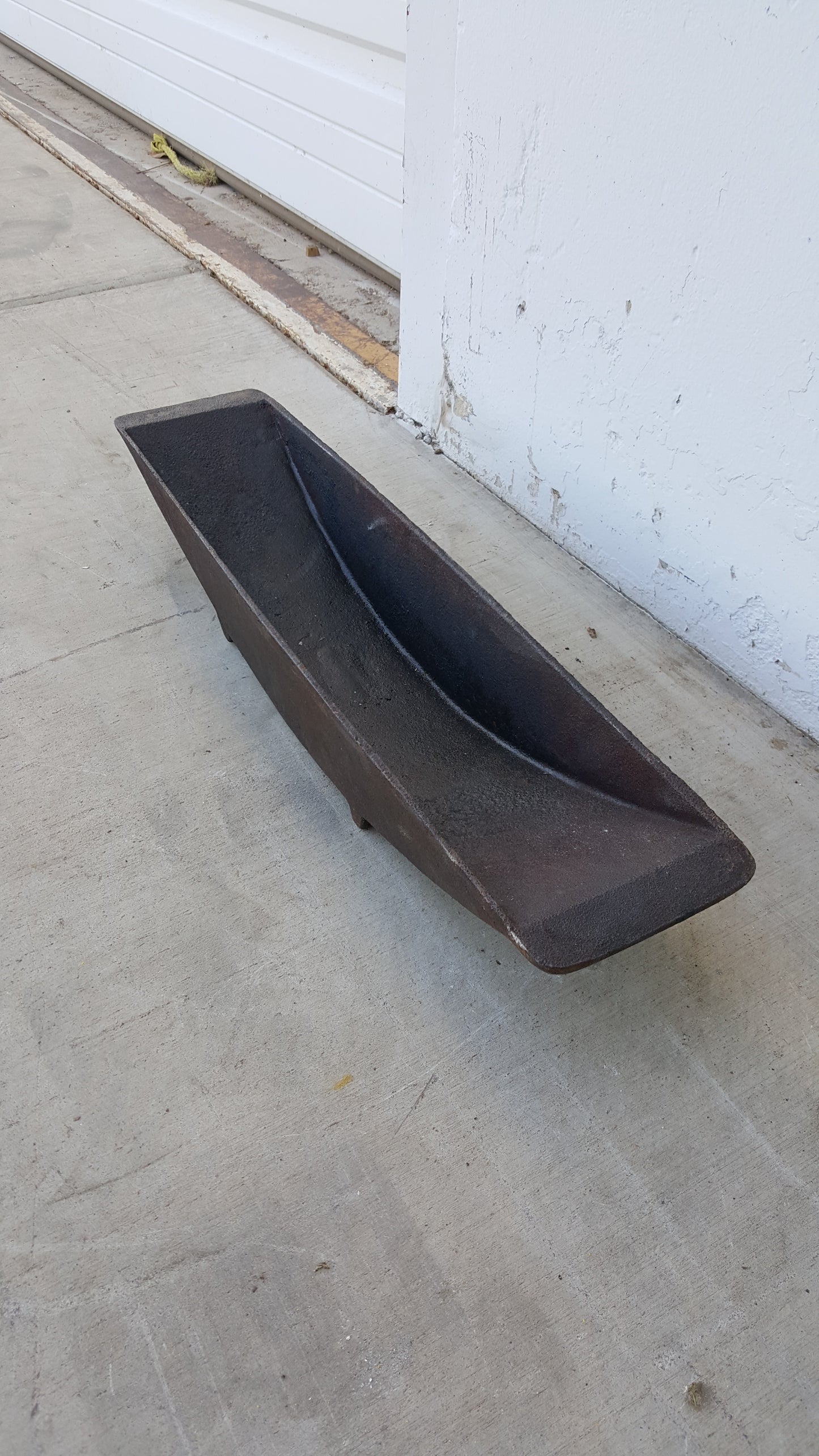 Repurposed Iron Planter (Wheel Quencher)