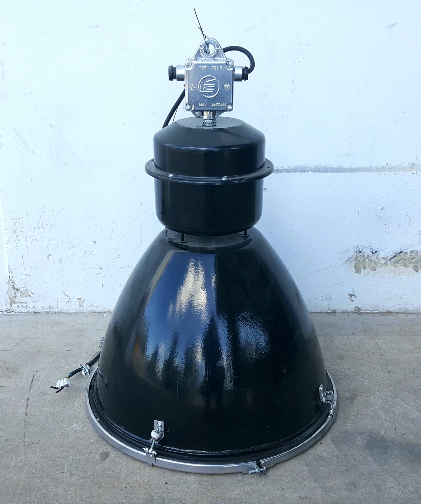 Industrial Black Factory Pendant Light