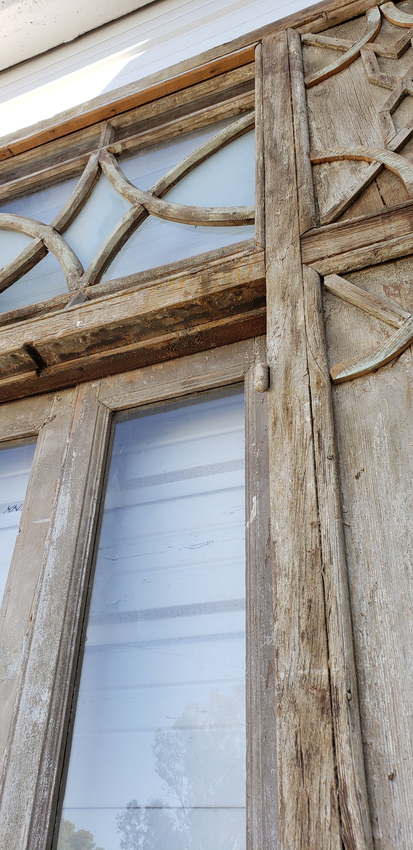 Set of 4 Rectangle Panel Carved Wooden Windows and Shutters with Transom