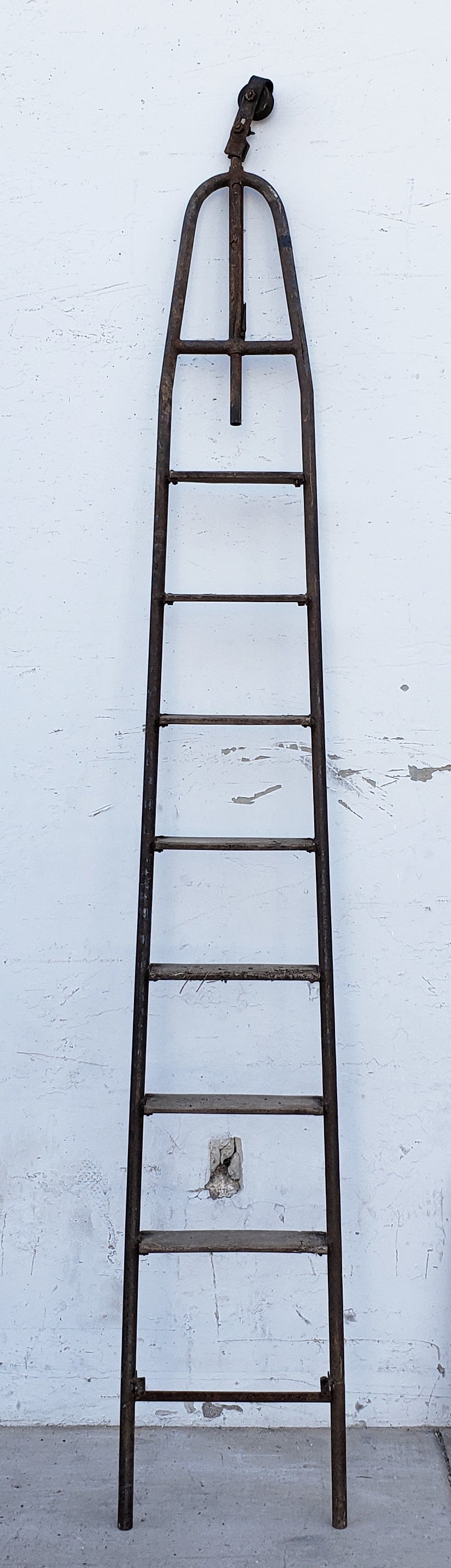 Rolling Ladder