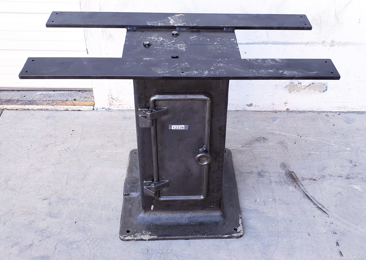 Cast Iron Table Base