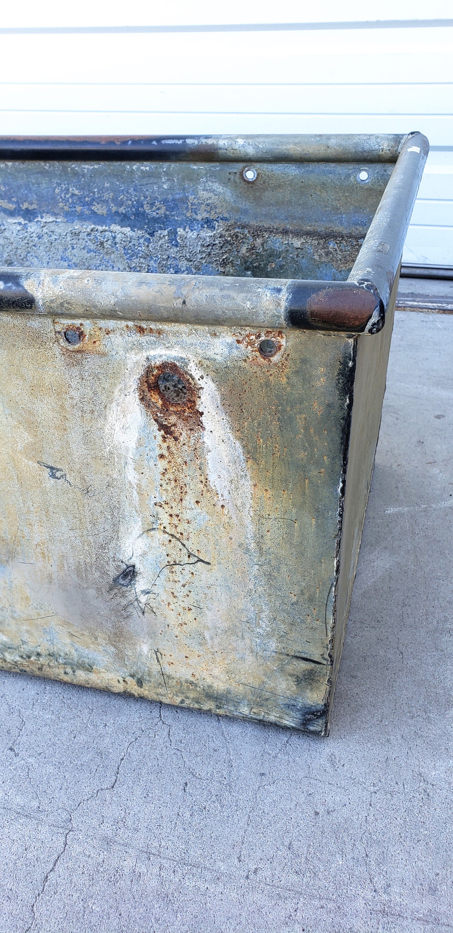 Large Galvanized Metal Trough/Planter