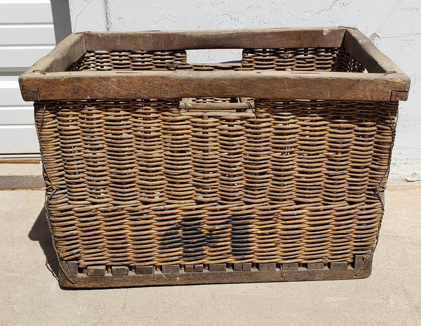 French Wicker Champagne/Wine Basket