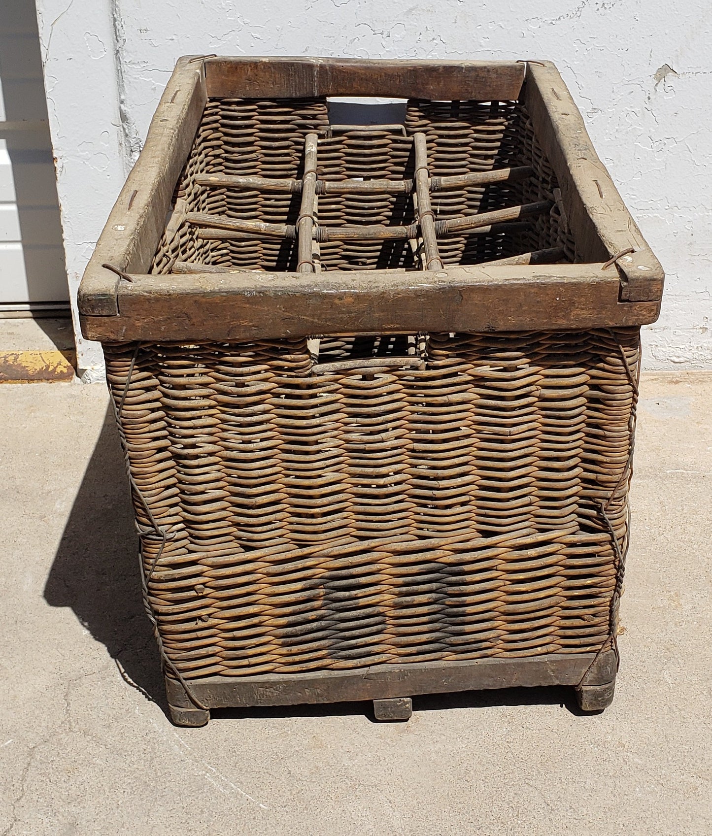 French Wicker Champagne/Wine Basket