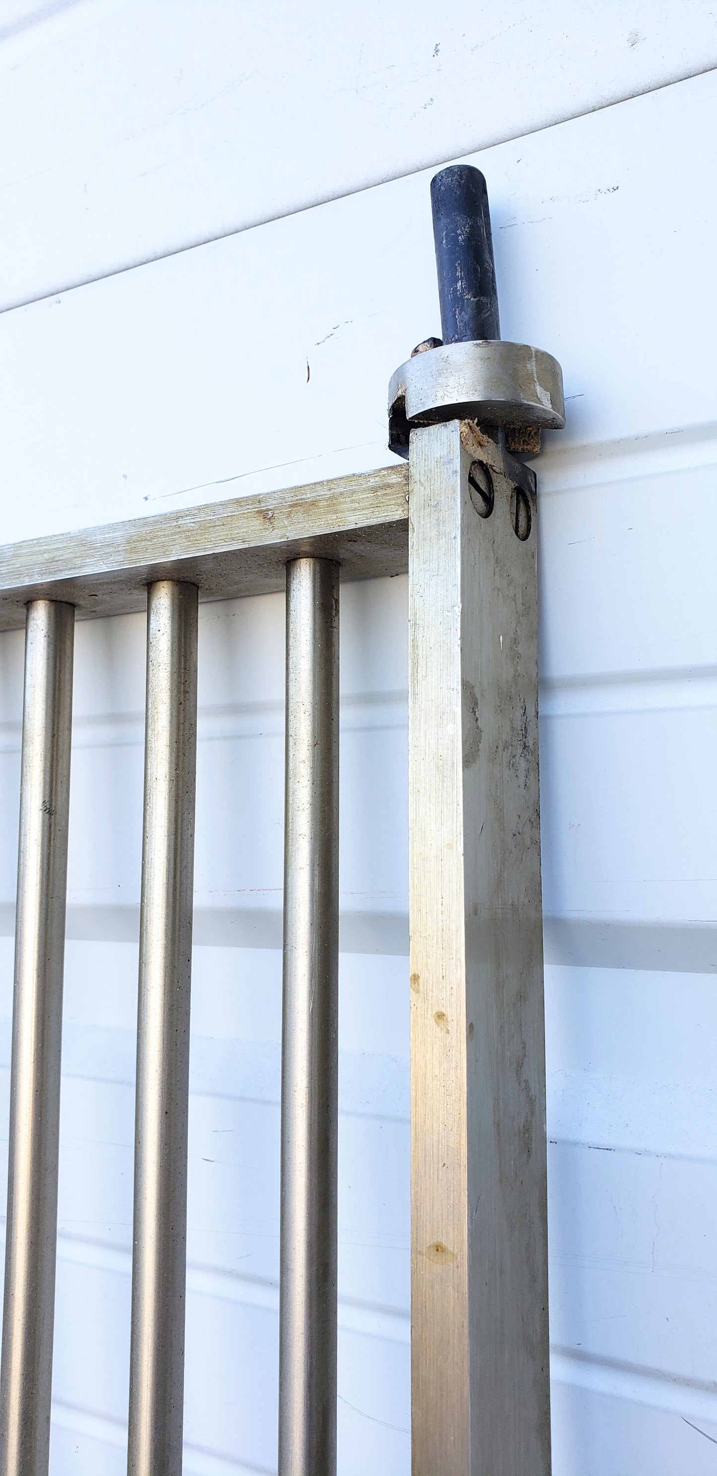 Single Bank Vault Door/Gate