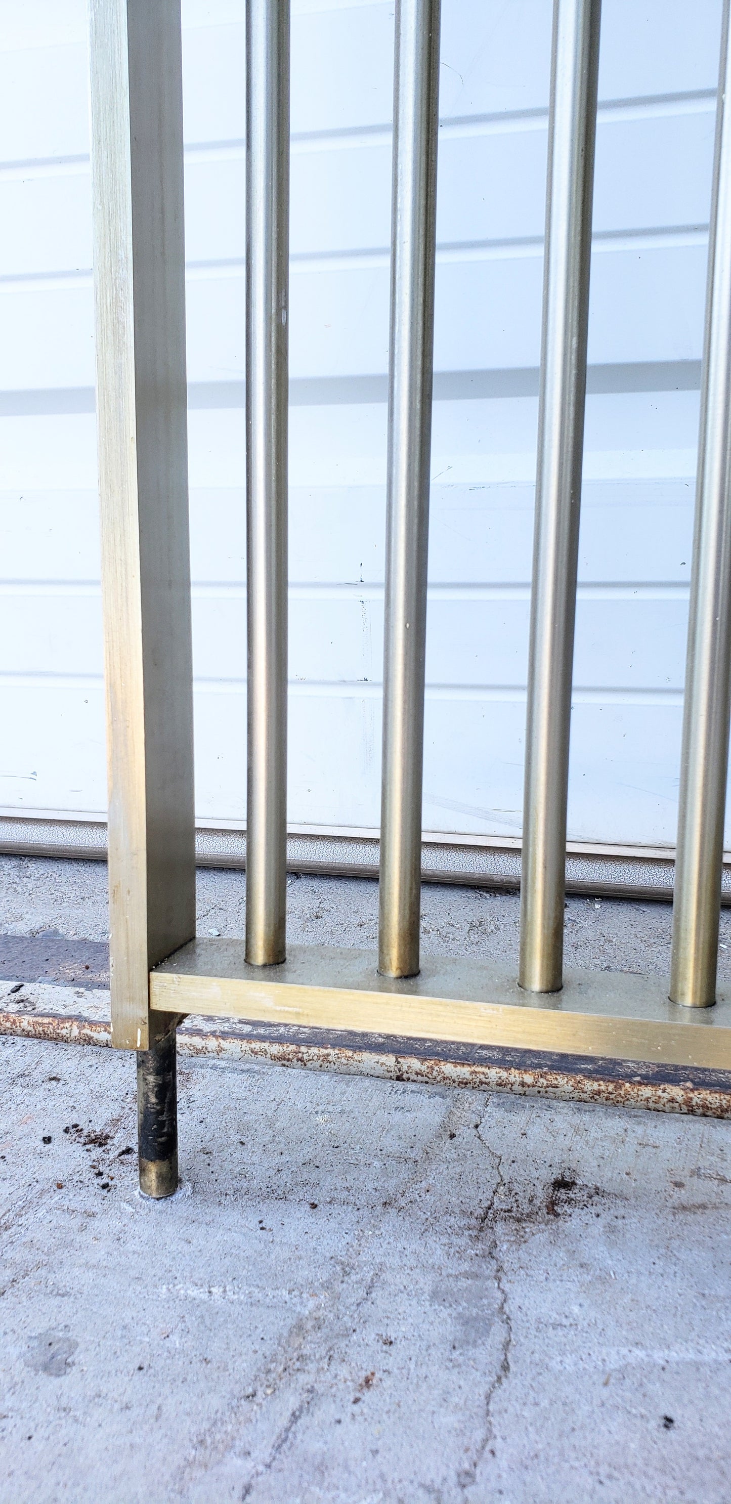 Single Bank Vault Door/Gate