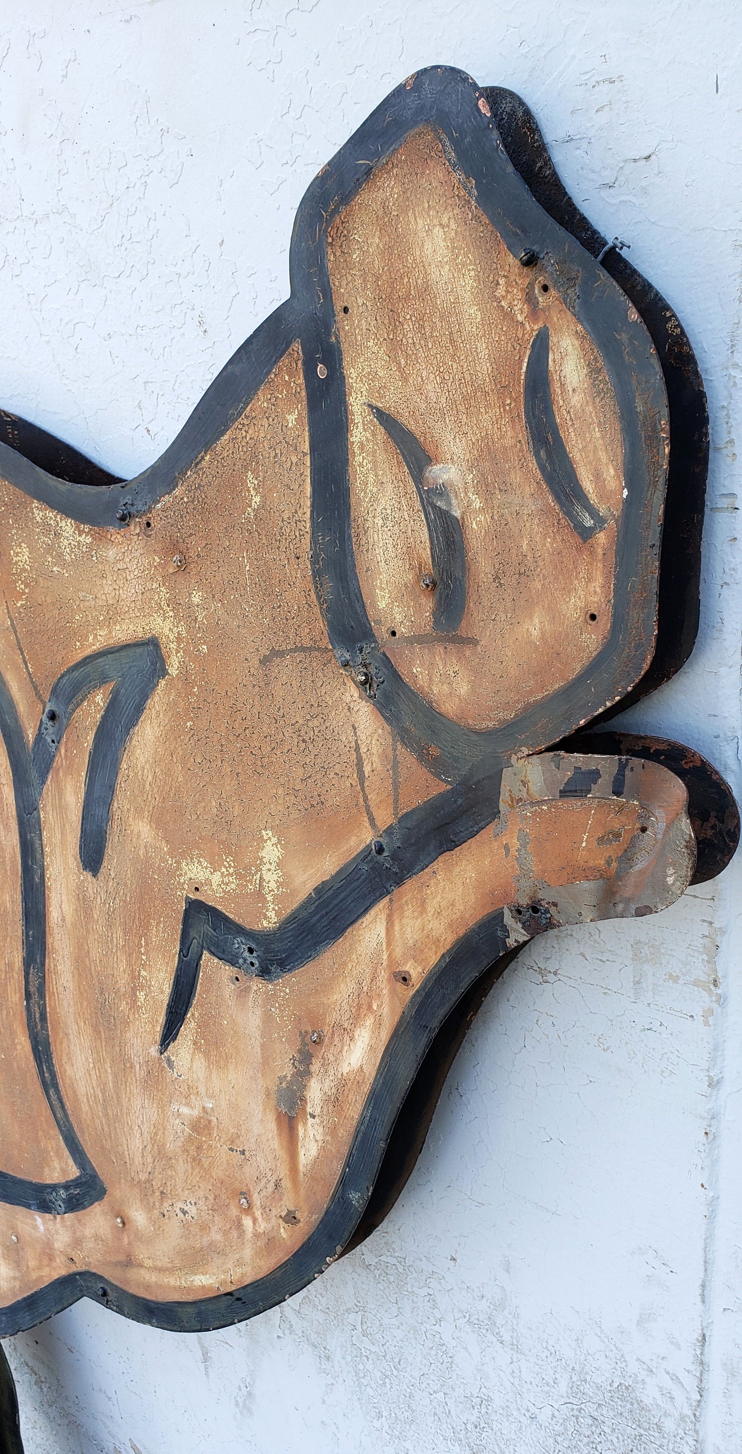 Double-Sided Metal Pig Sign