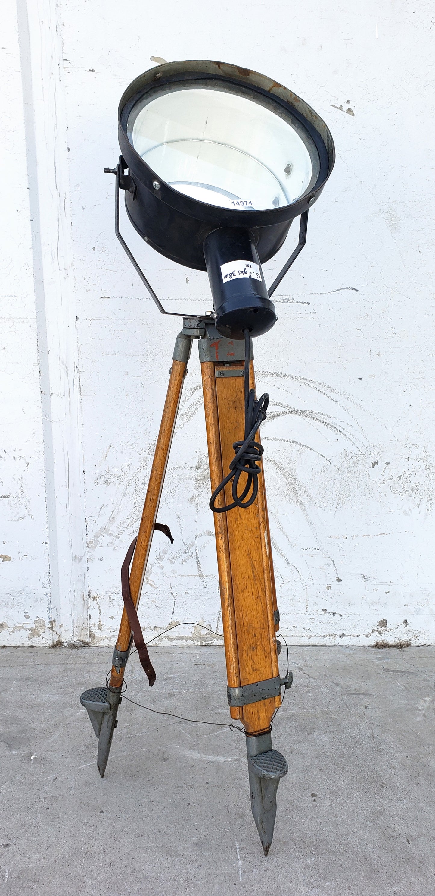 Industrial Tripod Light