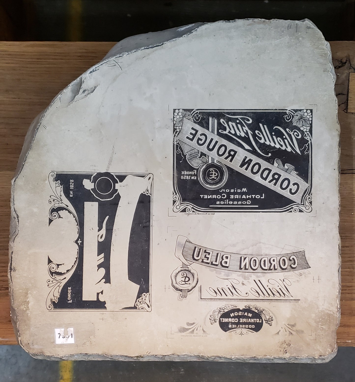 Litho Stone "Vieille Fine, Cordon Rouge"