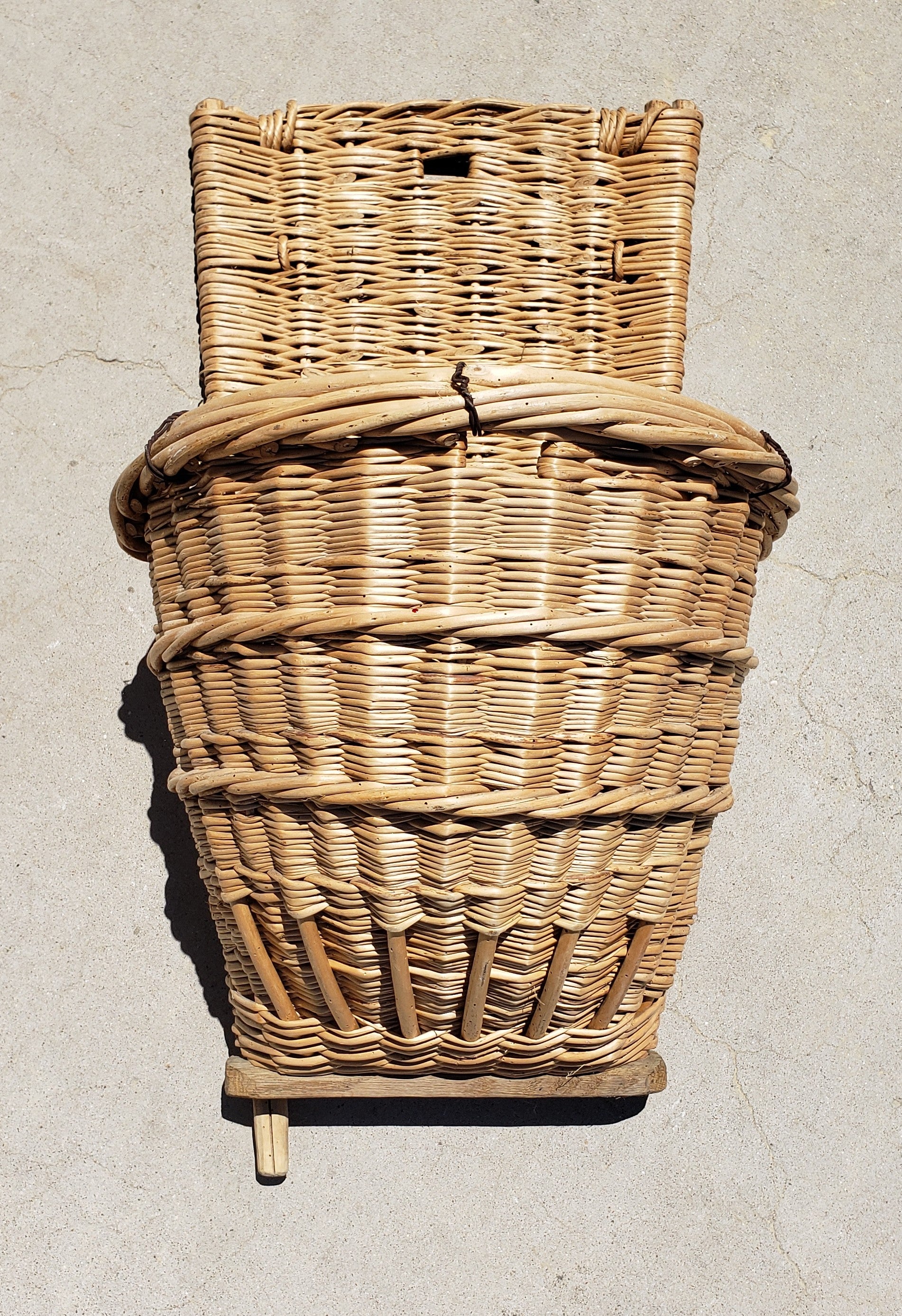 Baskets – Antiquities Warehouse