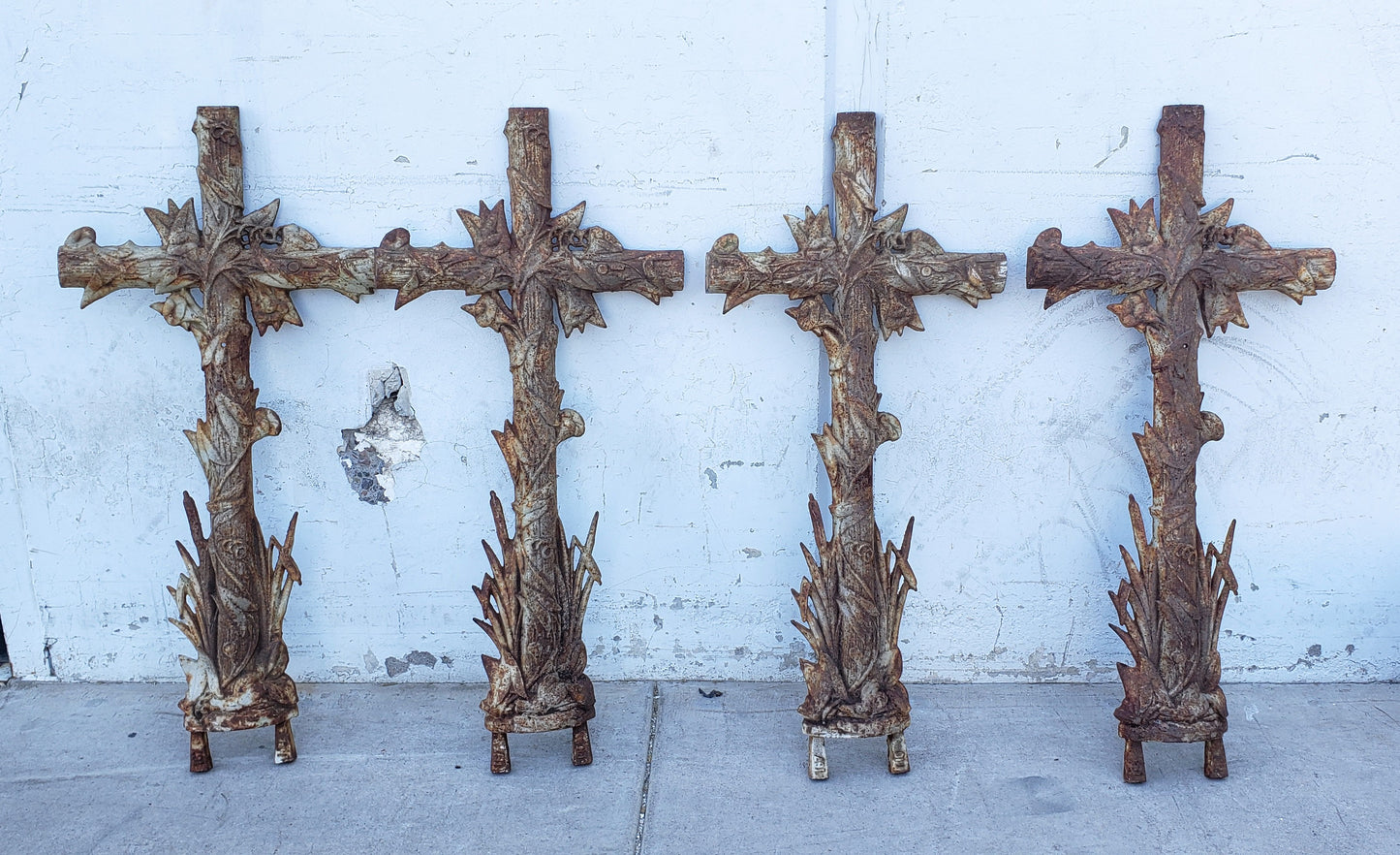 Large Decorative Cast Iron Garden Field Cross