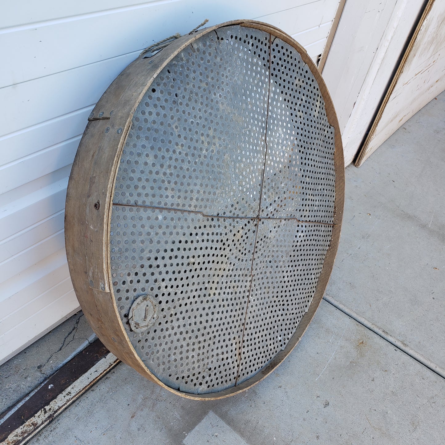 Large Decorative Wooden Metal Sieve /Sifter / Tamis