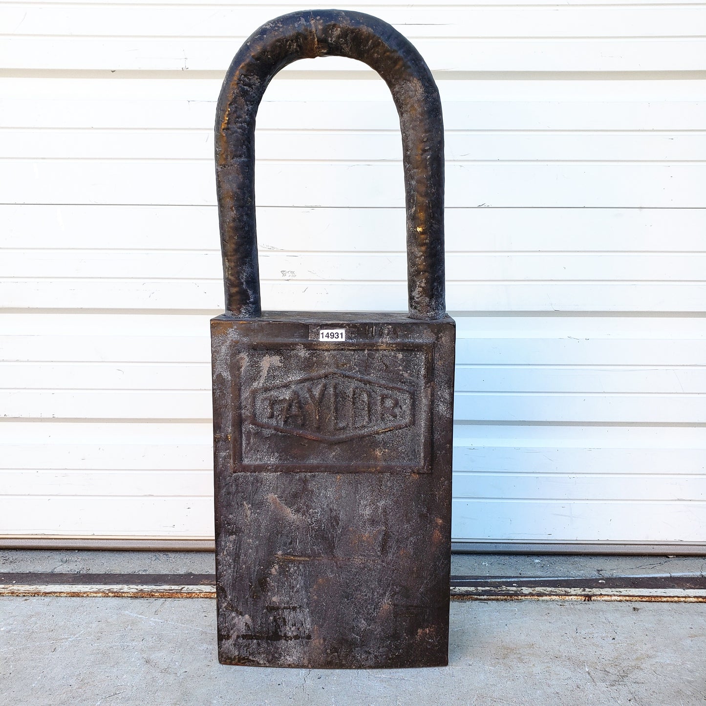 Decorative Metal Taylor Lock Store Display