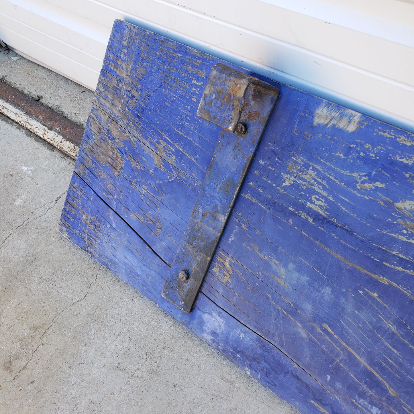 Blue Wooden Sign - “Mitjavile”