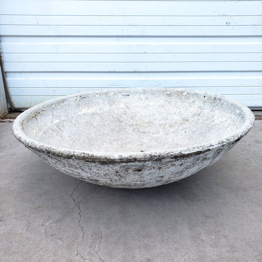 Round Willy Guhl Bowl Planter