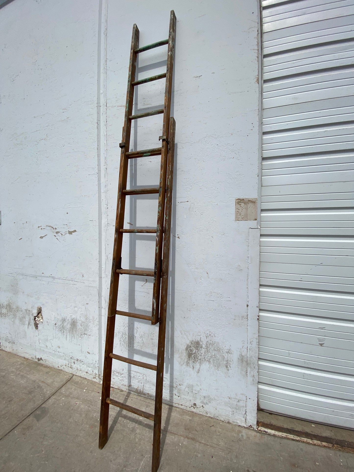 Tall Extendable Ladder