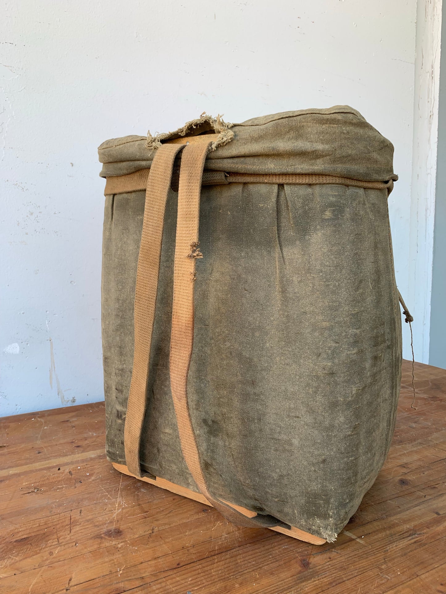 Canvas Lined Gathering Basket